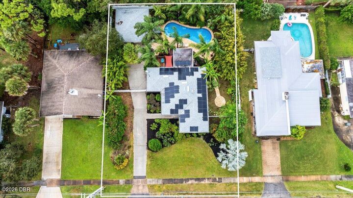 Property Photo: 213 Boylston Avenue FL 32118