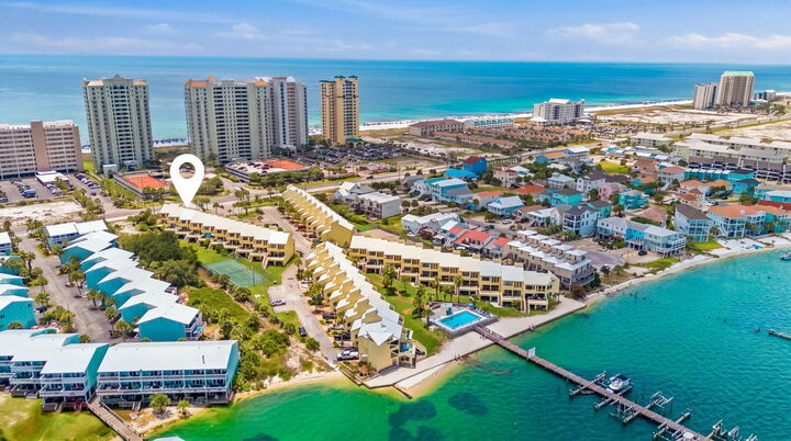Property Photo:  8520 Gulf Boulevard # Ut-3  FL 32566 