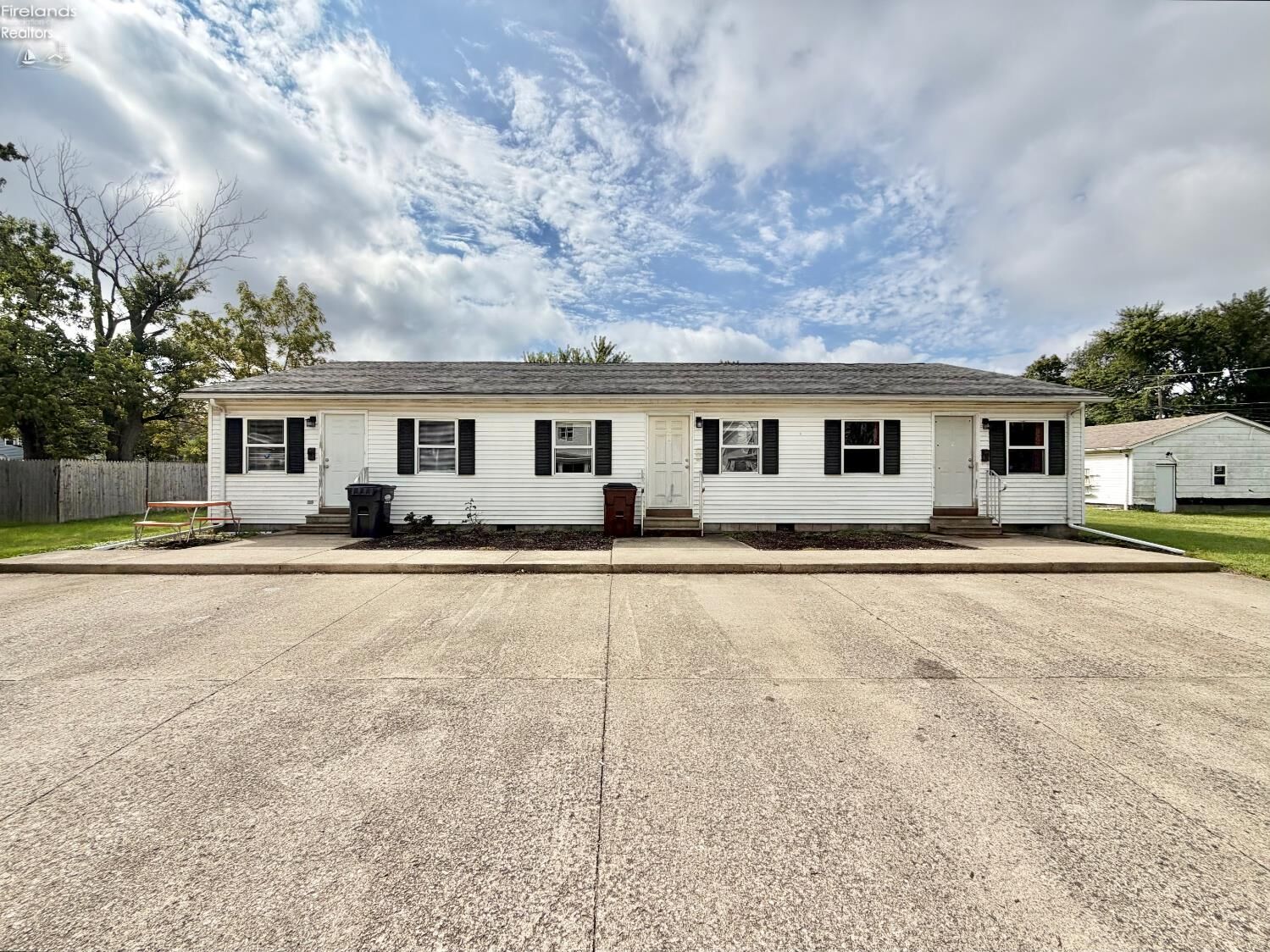 Property Photo: 26 Hayes Street OH 44890
