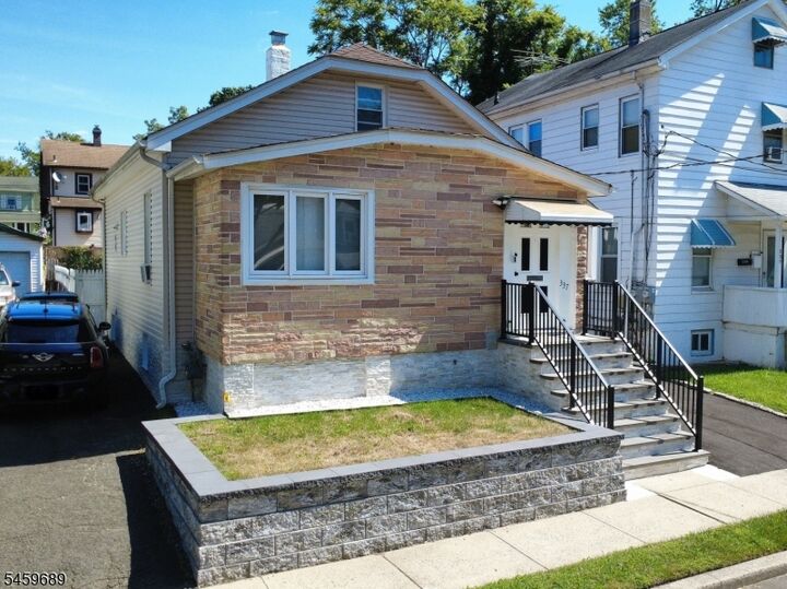 Property Photo: 337 Stiles St NJ 07088