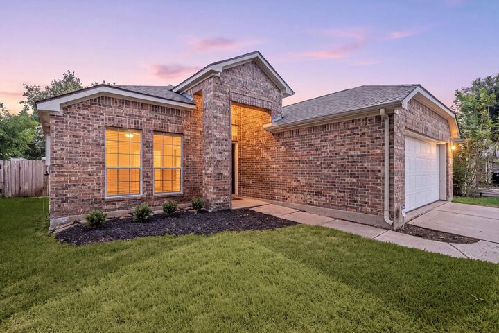 Property Photo:  1803 Kessler Park Court  TX 77047 