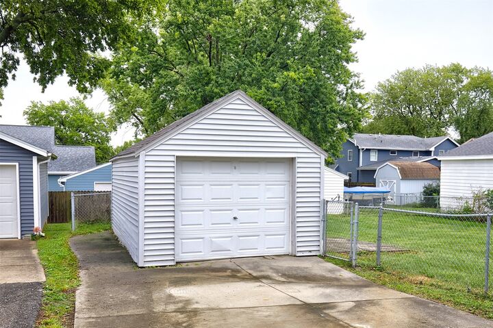 Property Photo:  3511 49th Street  IA 50310 
