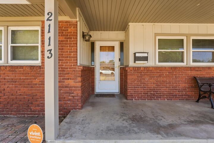 Property Photo:  2113 56th Street  TX 79412 