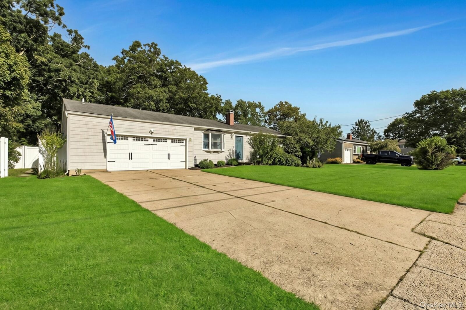 Property Photo:  941 Montauk Avenue  NY 11752 