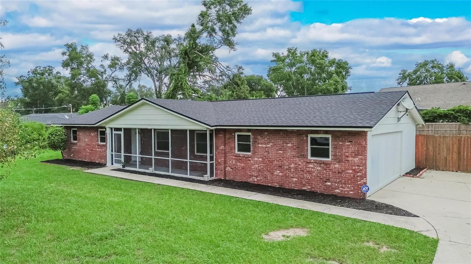 Property Photo:  1905 Bryan Road  FL 33511 