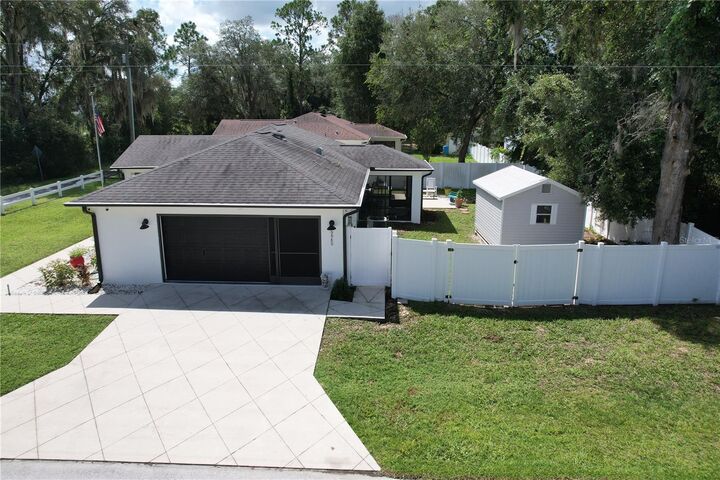 Property Photo: 9980 SE 157th Lane FL 34491