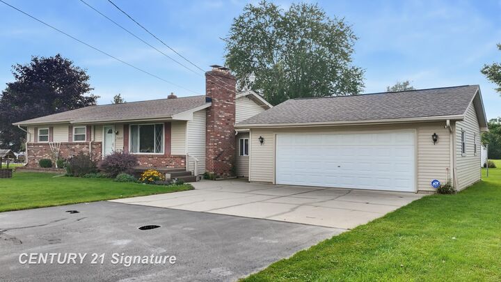 Property Photo: 11029 N Lewis Road MI 48420