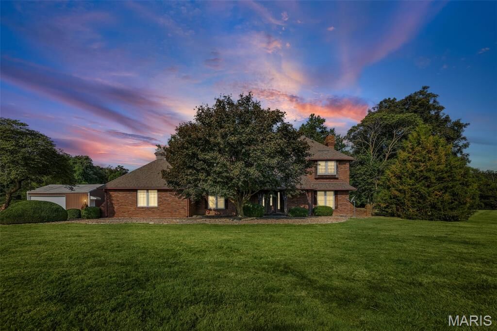 Property Photo: 169 Heck Road IL 62234