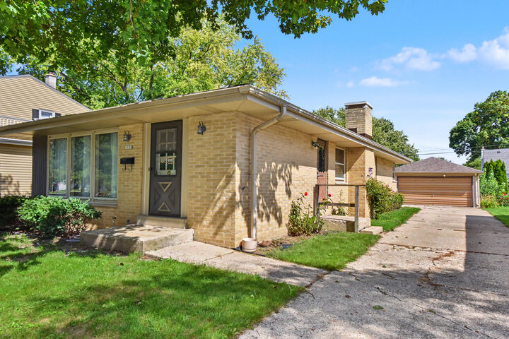 Property Photo:  1138 S 120th St  WI 53214 