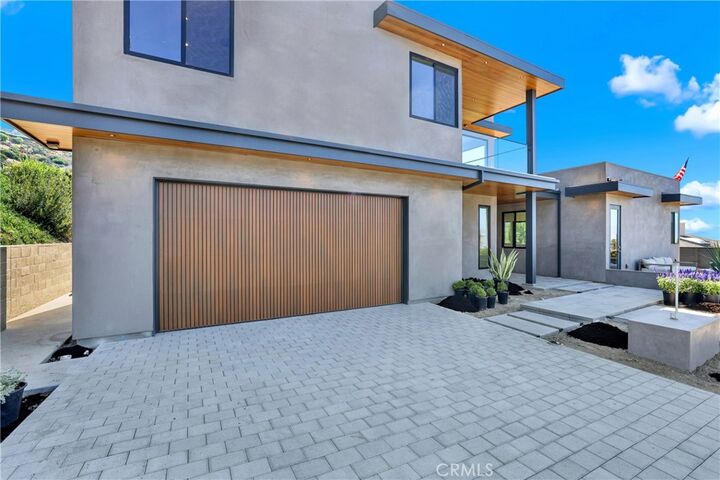 Property Photo: 408 Avenida Presidio CA 92672