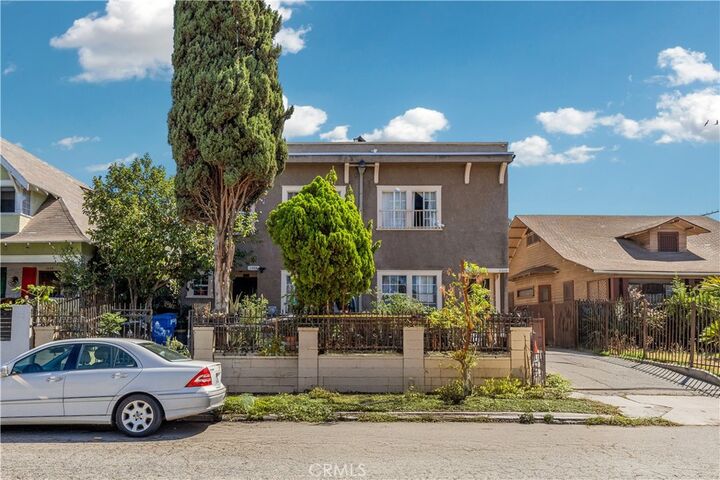 Property Photo:  1528 2nd Avenue  CA 90019 