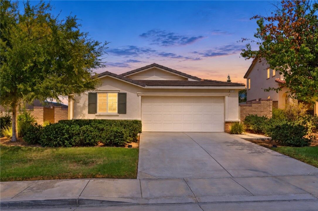 Property Photo:  35124 Sorrel  CA 92532 