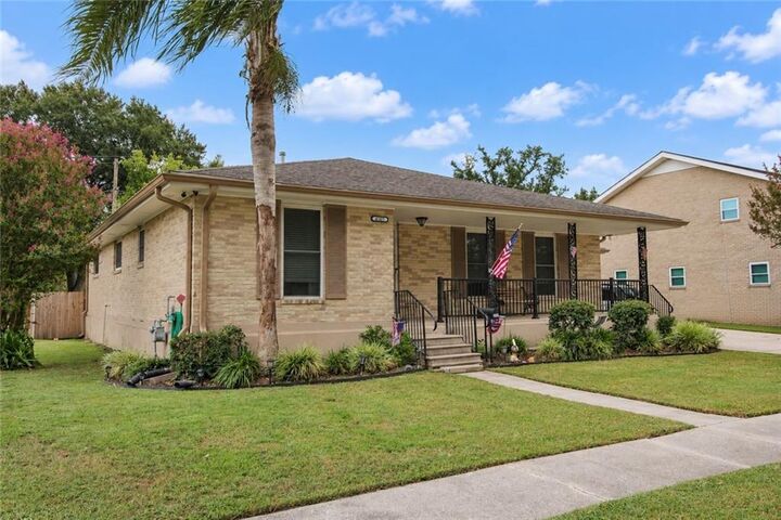 Property Photo: 4105 Neyrey Drive E LA 70002