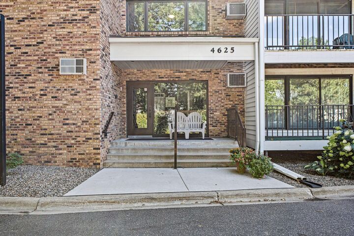 Property Photo:  4625 Minnetonka Boulevard 308  MN 55416 