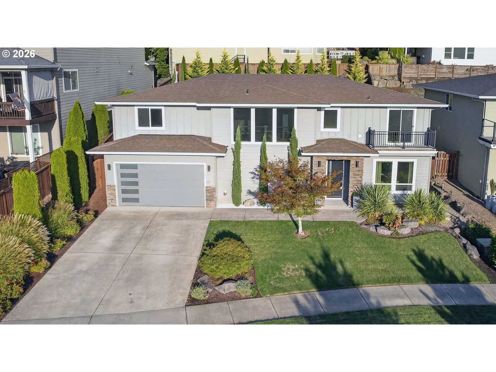 Property Photo: 1740 NW Klickitat St WA 98607