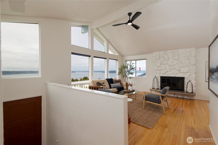 Property Photo:  5815  Frances Avenue NE  WA 98422 
