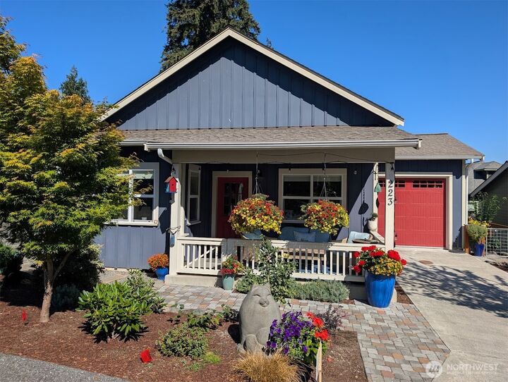 Property Photo: 223 Clover Court WA 98260