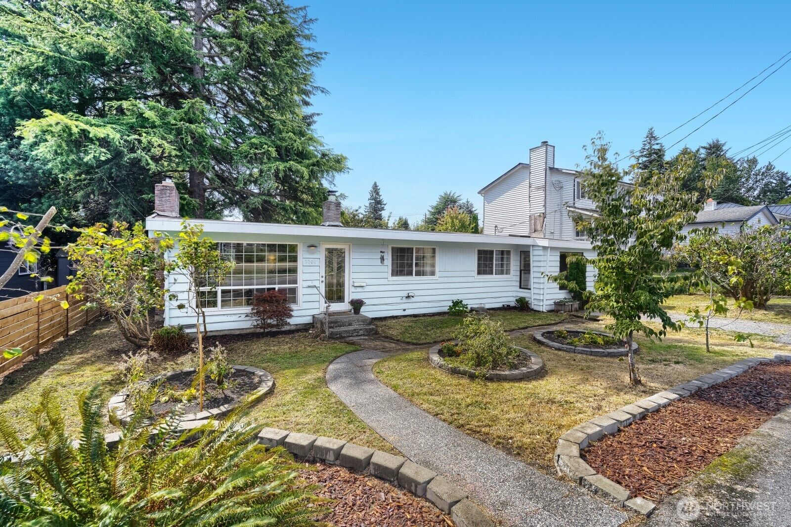 Property Photo:  3707 SW 105th Street  WA 98146 
