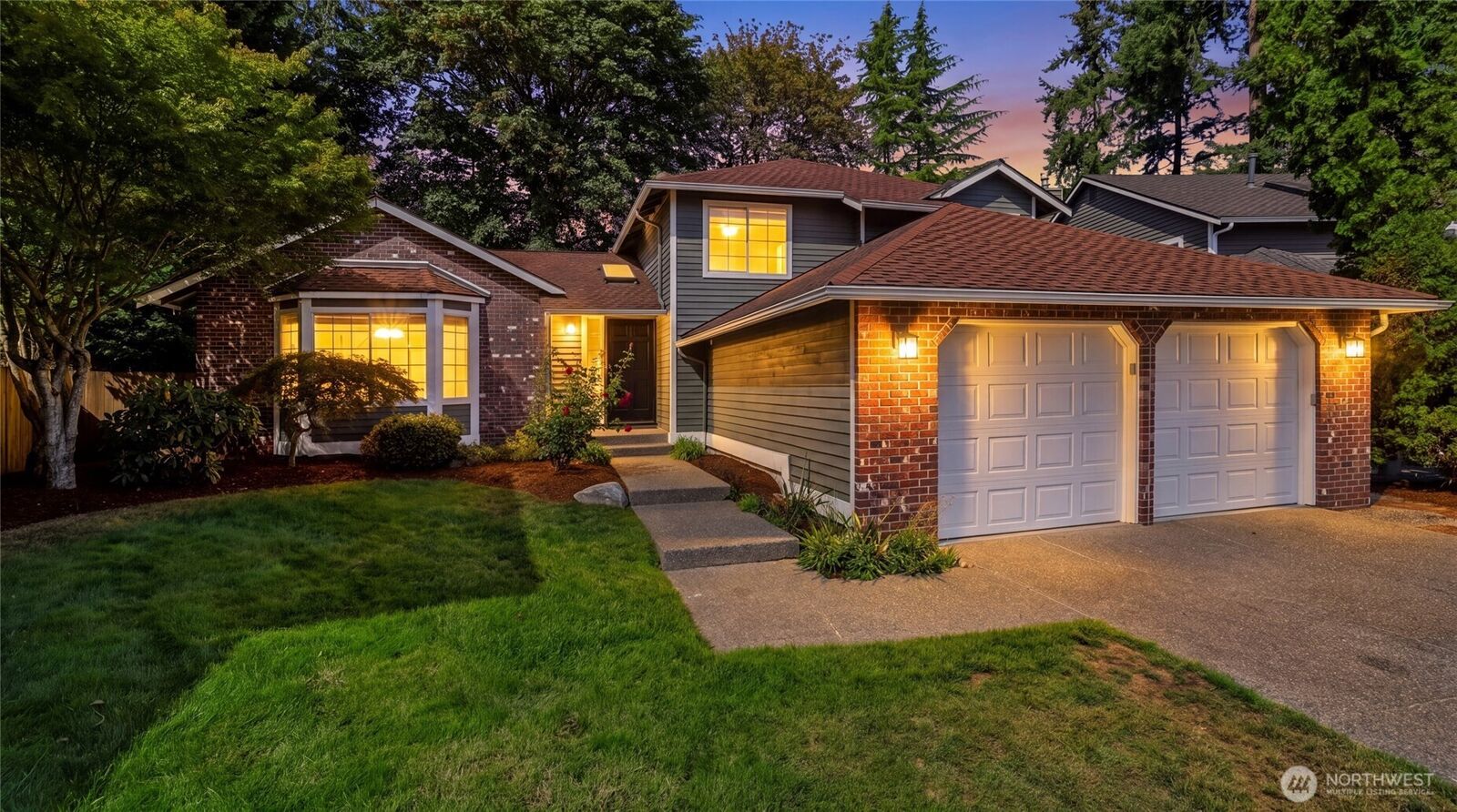 Property Photo:  5022 NE 21st Street  WA 98059 
