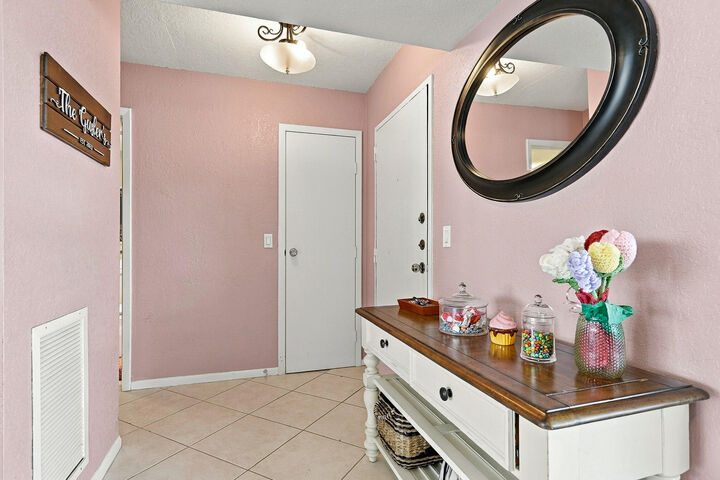 Property Photo: 336 Golfview Road Unit 519 FL 33408