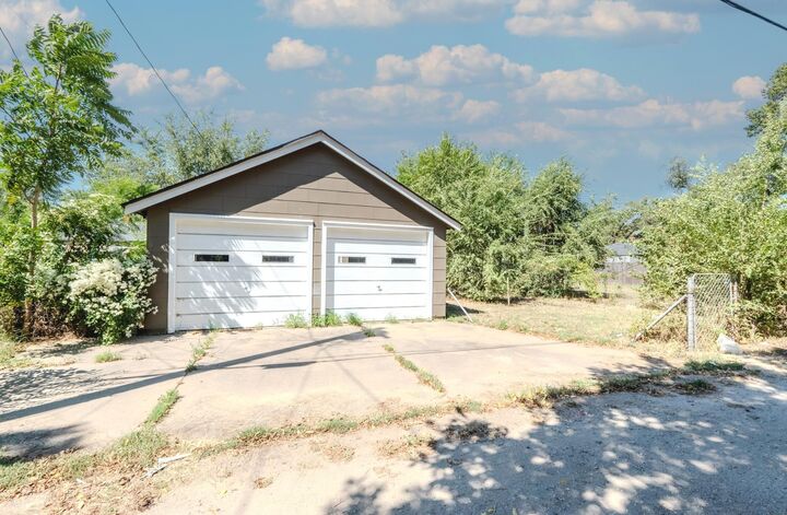 Property Photo:  2340 S Ida  KS 67211 