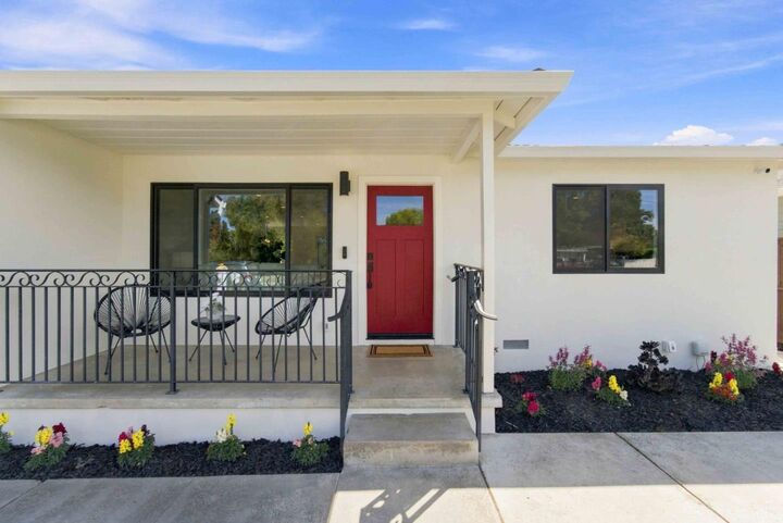 Property Photo: 224 Ivy Drive CA 94025