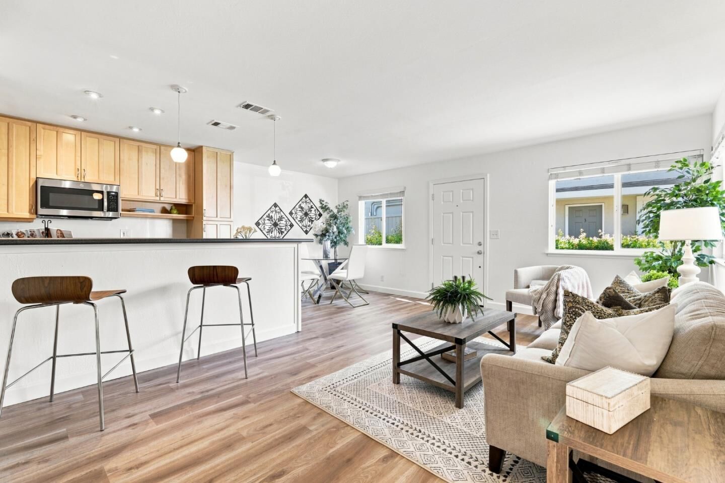 Property Photo: 2320 Samaritan Place 3 CA 95124