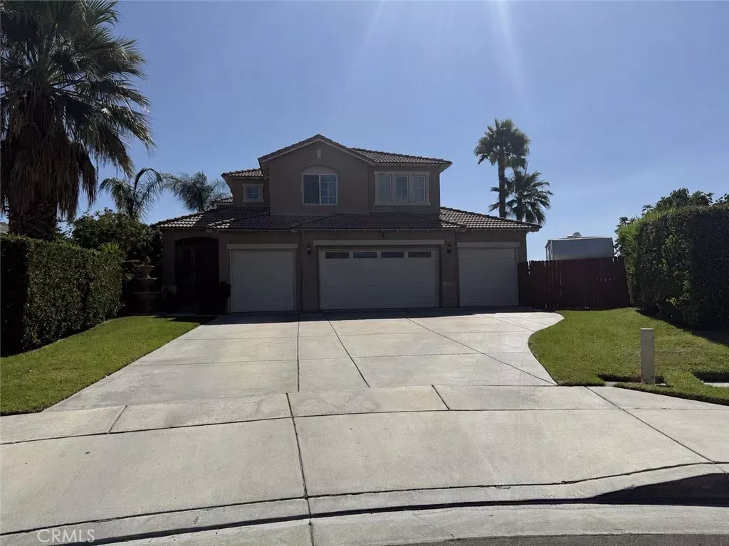 Property Photo:  1198 Oasis Court  CA 92582 