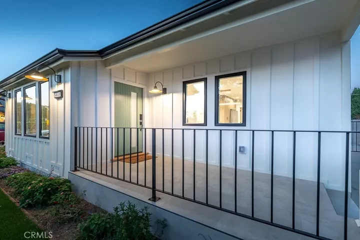 Property Photo: 5808 Irvine Avenue CA 91601
