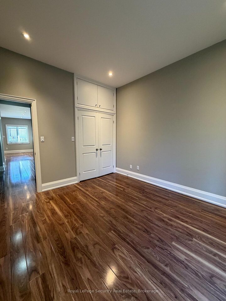Property Photo:  15 Coolmine Road  ON M6J 3G1 