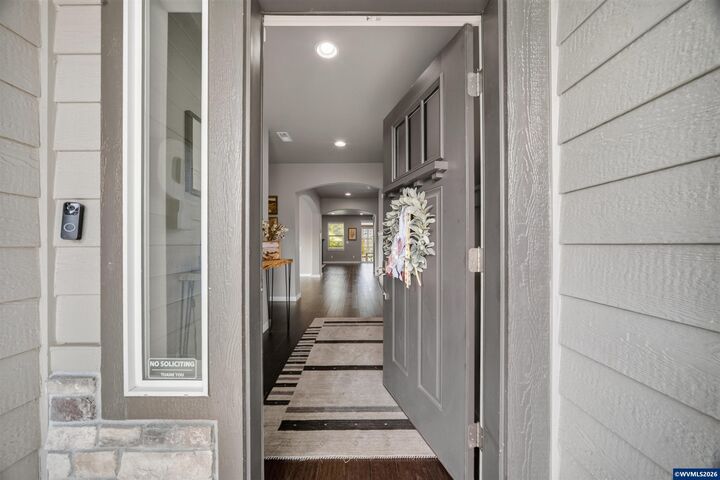 Property Photo:  2862 Lucia Ct NW  OR 97321 