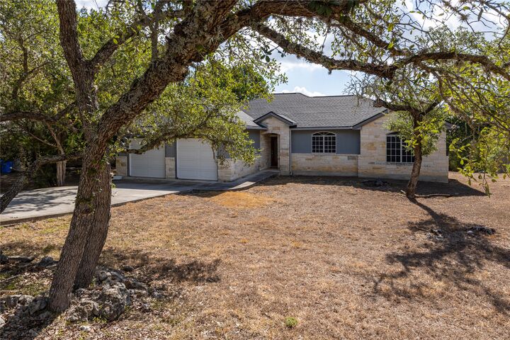 Property Photo: 69 Augusta Drive TX 78676