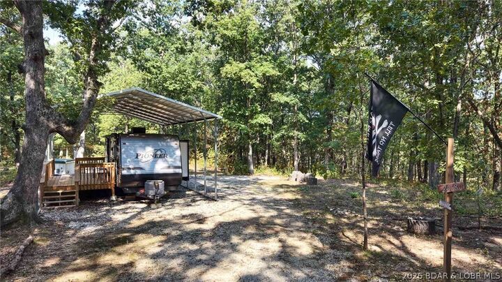 Property Photo:  26680 T Highway  MO 65078 