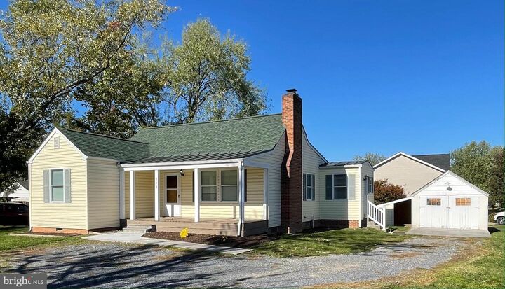 Property Photo:  573 Fairfax Pike  VA 22655 