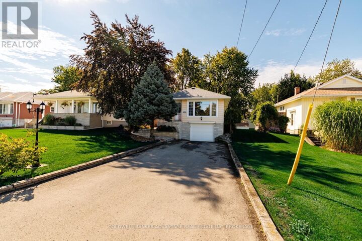 Property Photo: 466 Sugarloaf Street ON L3K 2P3