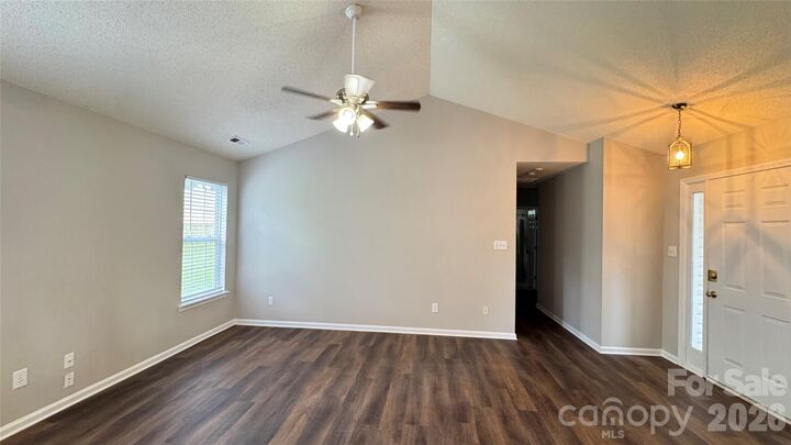 Property Photo: 104 S Willow Court NC 28120