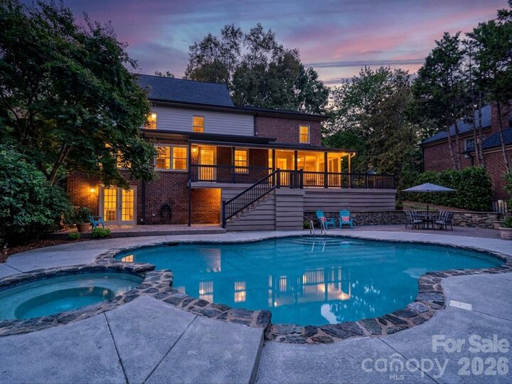 Property Photo:  7019 Whitemarsh Court  NC 28210 