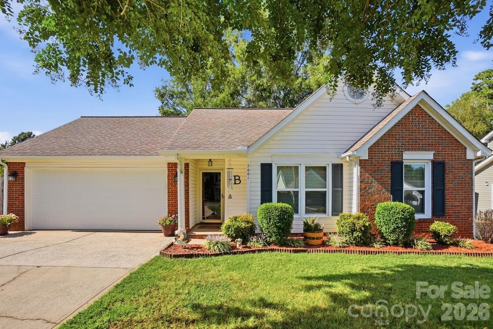 Property Photo: 7601 Gillman Court NC 28269