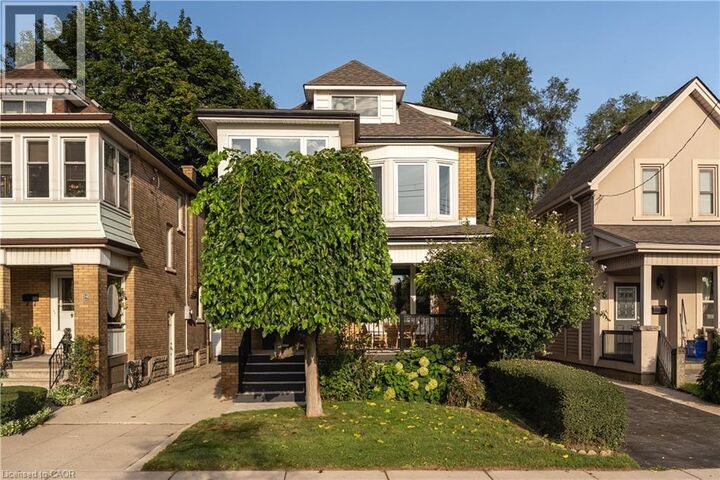 Photo de la propriété:  50 Norway Avenue  ON L8M 2V7 