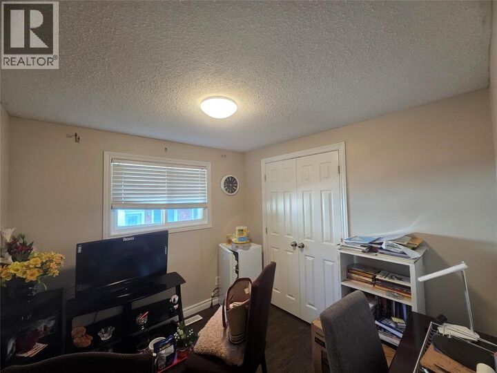 Property Photo:  899 Prestwick Crescent Rm#3  ON N7S 4J6 