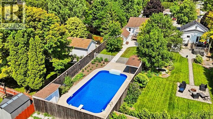 Photo de la propriété: 1477 Baxter Avenue ON N7V 3N2