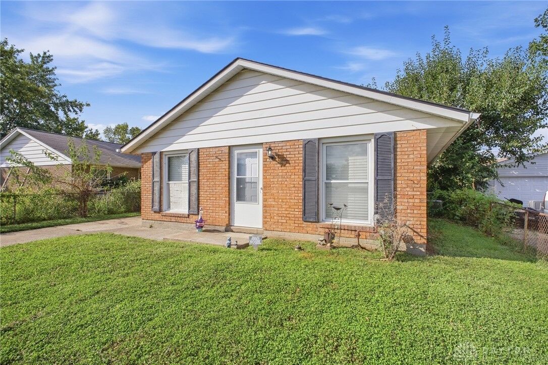 Property Photo:  2921 Telhurst Court  OH 45439 