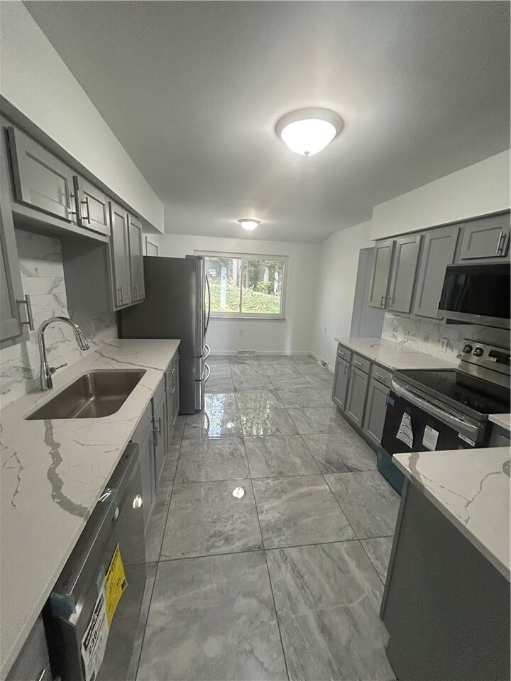 Property Photo:  473 Marathon Avenue  OH 45406 
