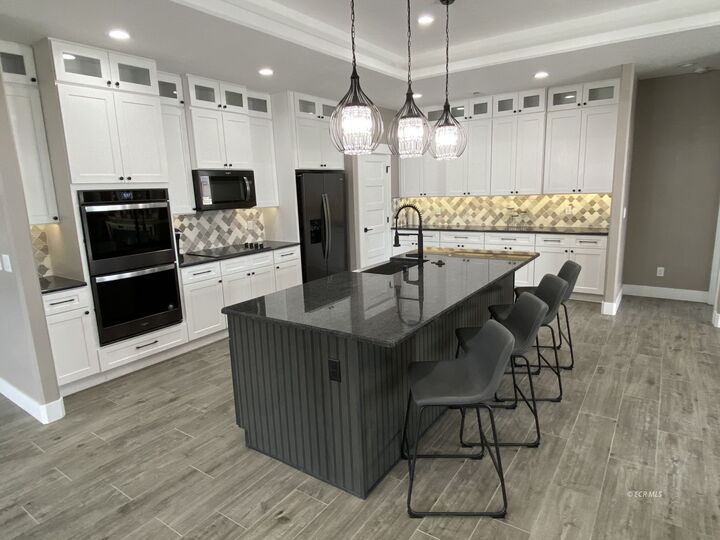 Property Photo:  652 Spring Creek Parkway  NV 89815 