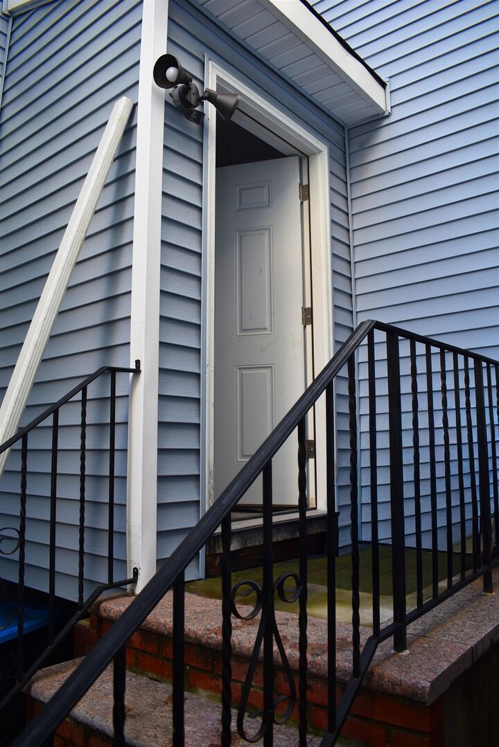 Property Photo:  138 Bayview Ave  NJ 07305 