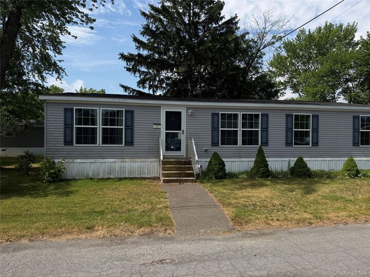 Property Photo:  148 Old Ravina Road C 2  NY 12158 