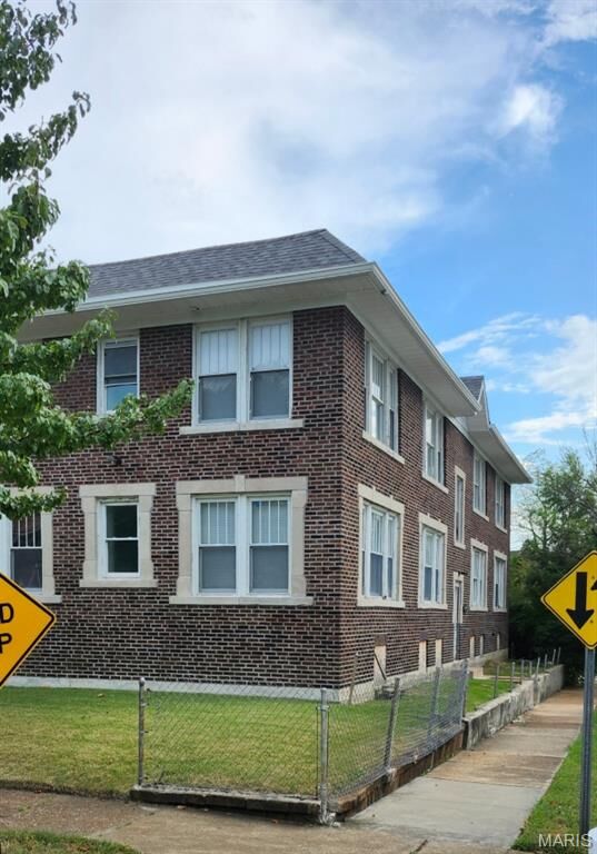 Property Photo:  3424 Clara Avenue  MO 63120 