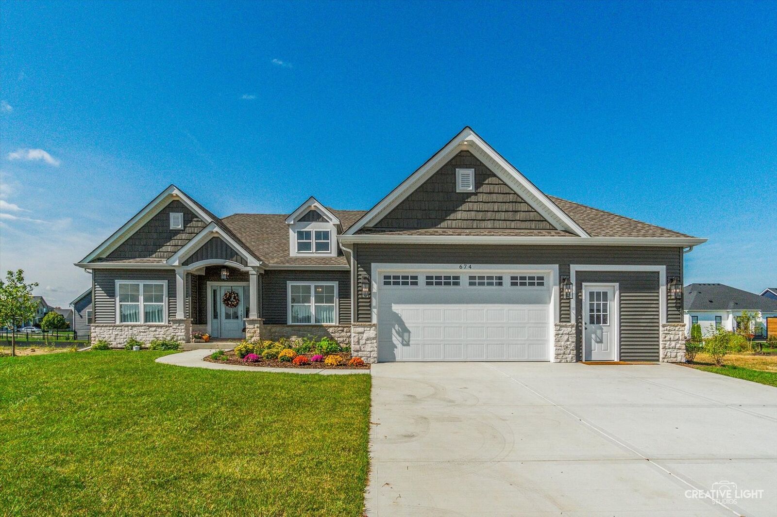 Property Photo:  861 Claridge Drive  IL 60543 