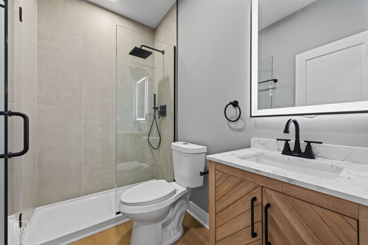Property Photo: 2327 S Homan Avenue 2 IL 60623