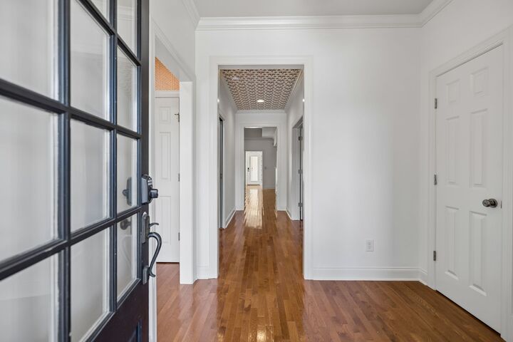 Property Photo:  107 Gladstone Ln  TN 37064 